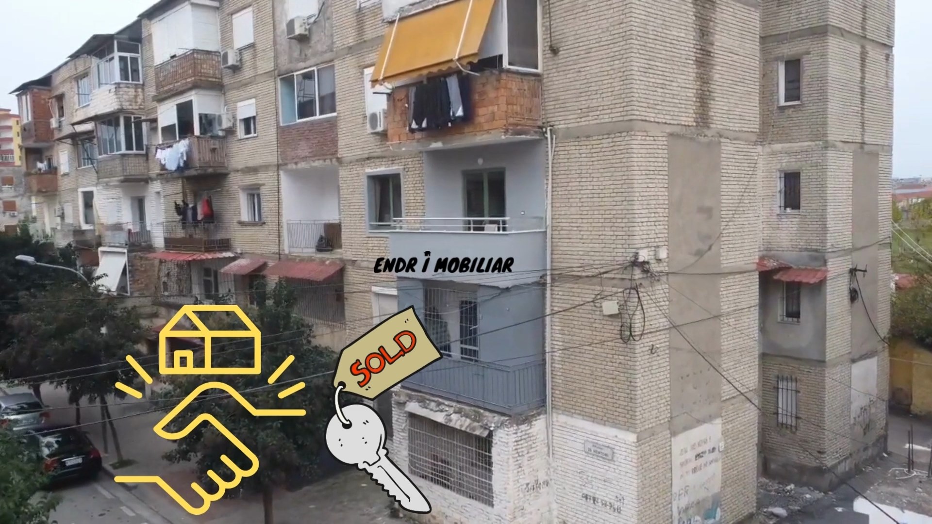 shitet APARTAMENT 1+1 KOMOD & MOBILUAR