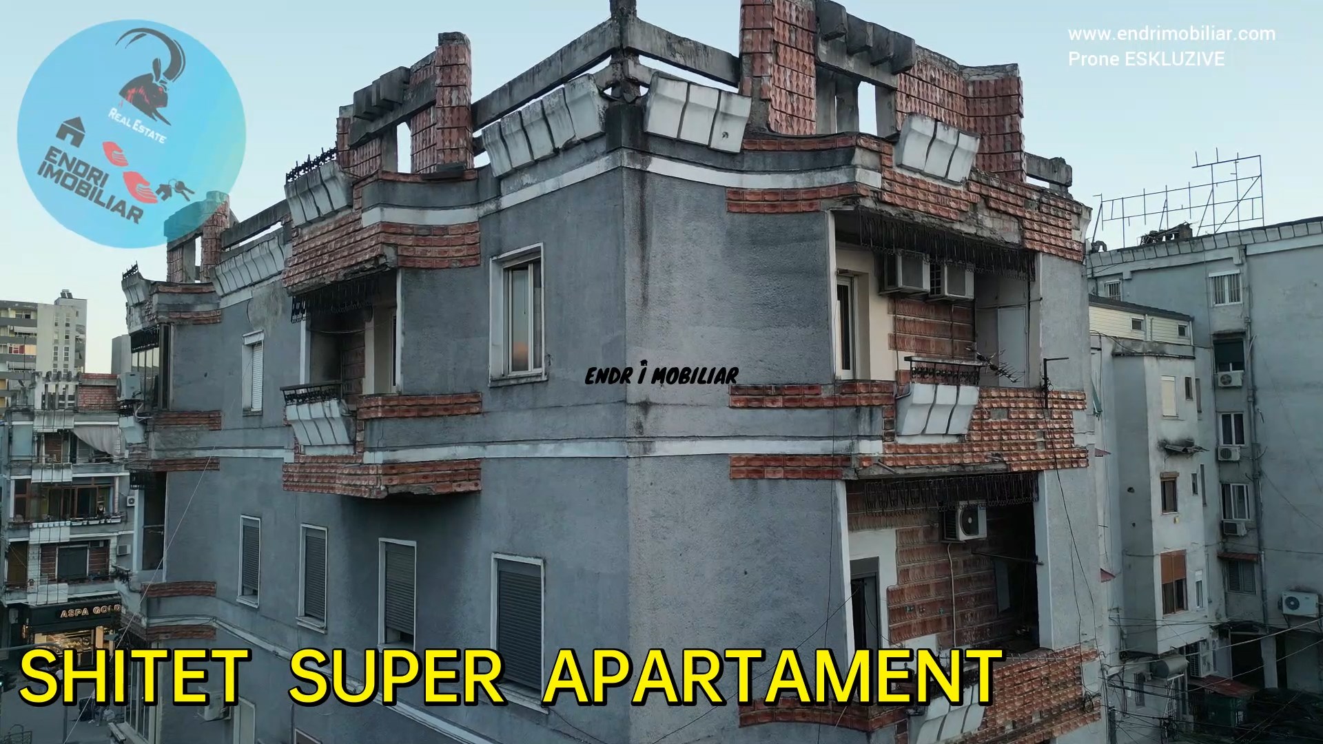 Shitet Super Apartament