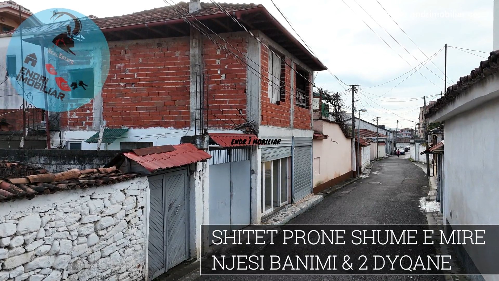 Shitet Shtepi Private me 2 dyqane