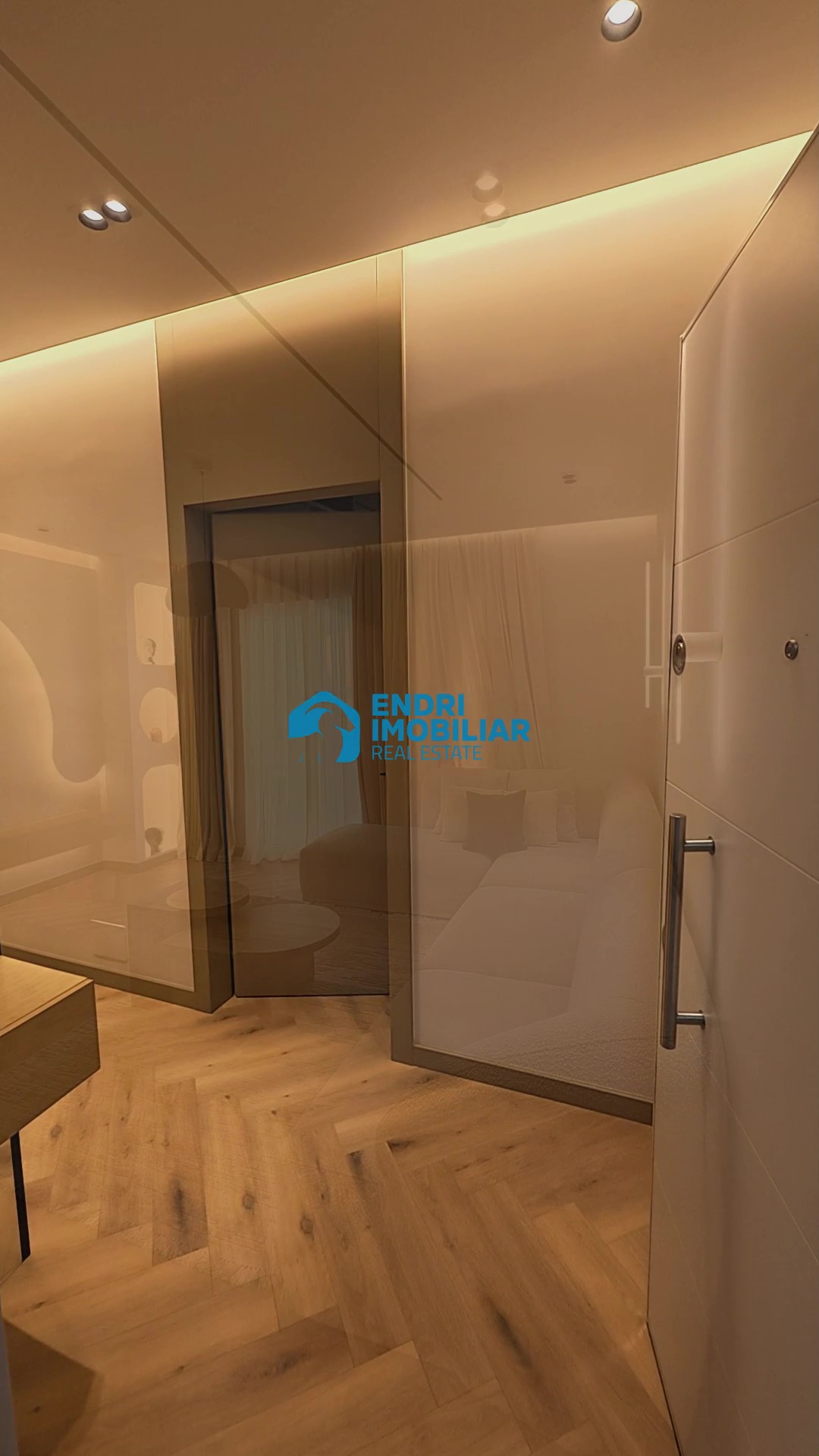 Shitet Apartament Luksoz