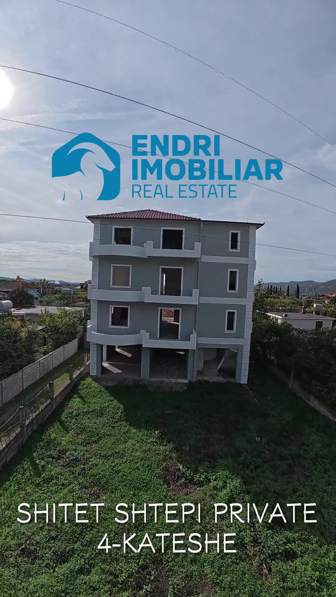 Shitet Shtepi Private 4-kateshe